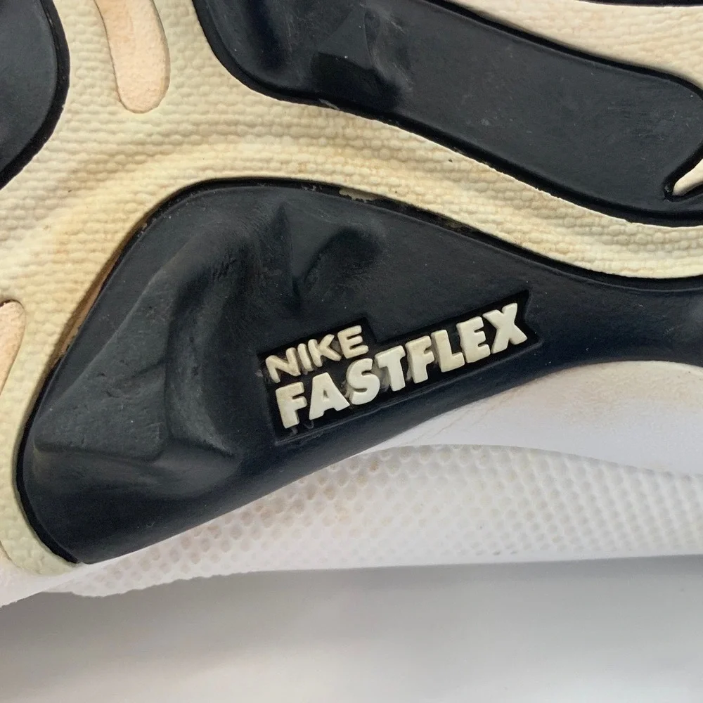 Nike TROUT FASTFLEX Low Baseball Cleats White Black Kids 6Y‎